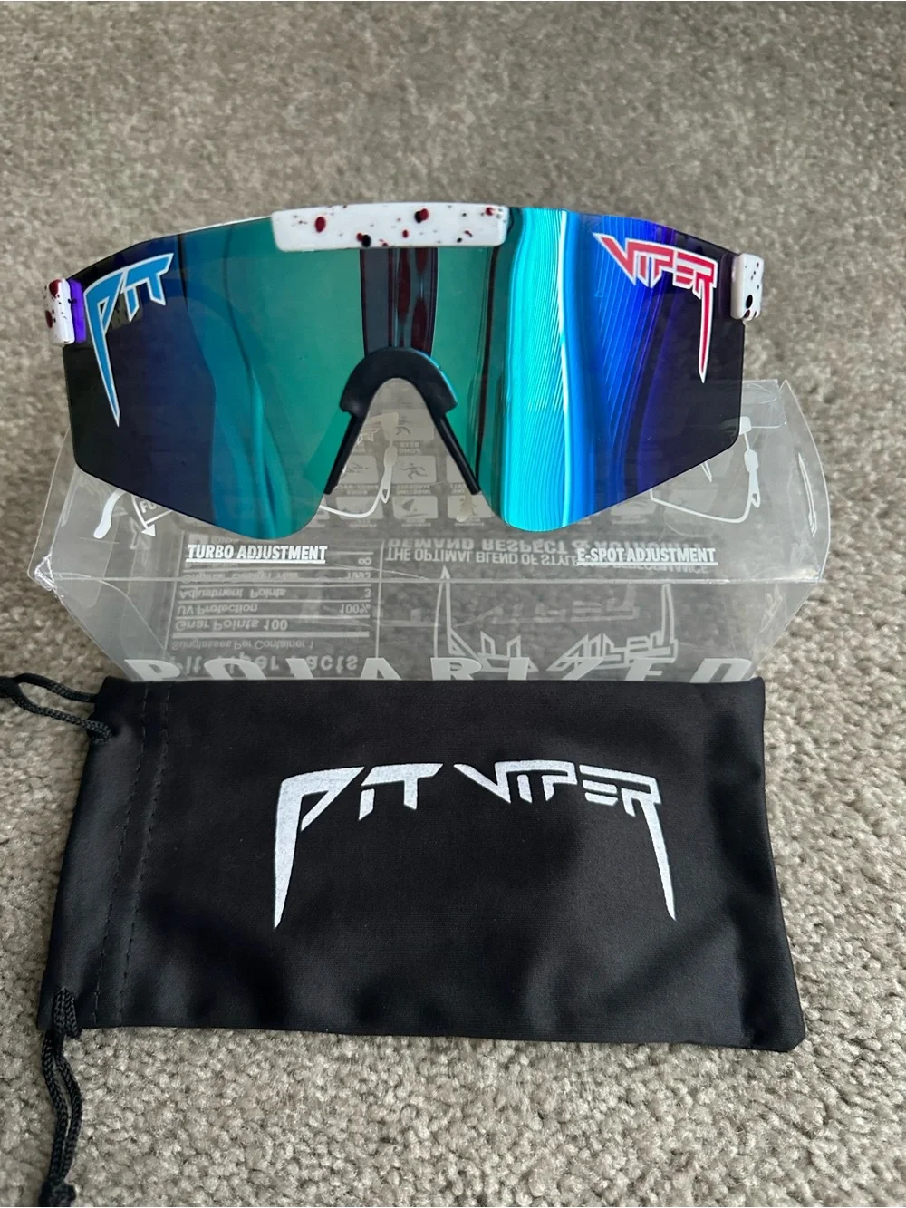 NWT Pit Viper THE ABSOLUTE FREEDOM ORIGINAL - POLARIZED sunglasses